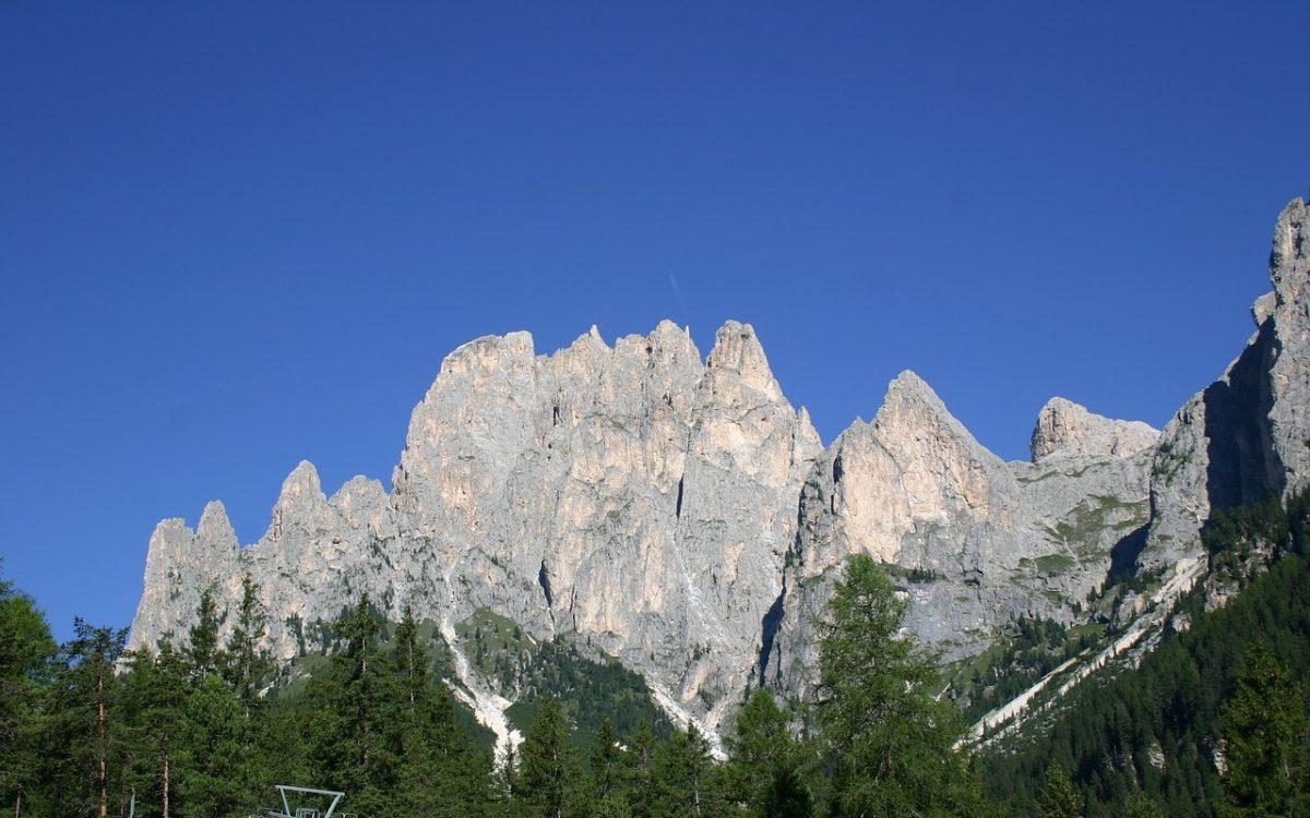 Камък доломит