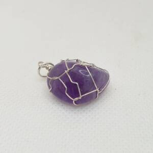 Висулка с камък аметист