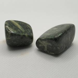 Камък хризантема (цветен)