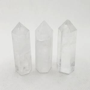 Обелиск от камък планински кристал (шестостенна колона) 50-60 мм