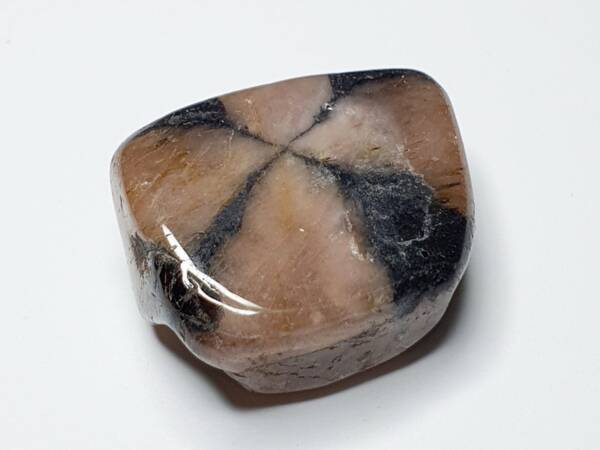 Камък андалузит (кръстов камък)