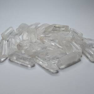 Камък планински кристал (шипове)