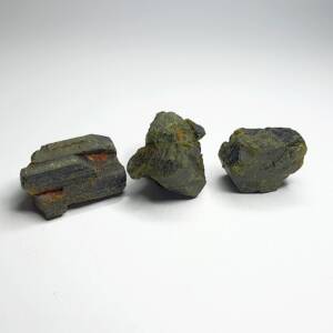 Камък зелен турмалин (необработен)