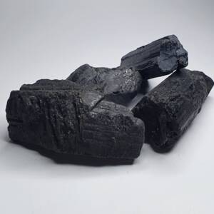 Камък черен турмалин (необработен)