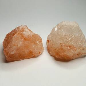 Оранжева сол (кристали халит)