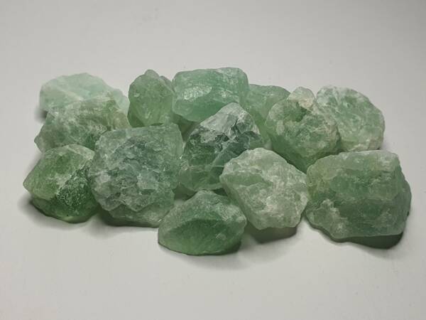 Камък зелен флуорит (необработен)