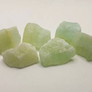 Камък зелен калцит (необработен)