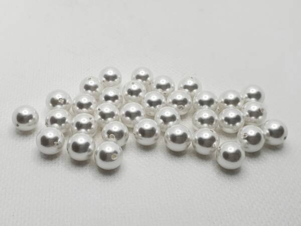 Мъниста от бяла речна перла 8 мм