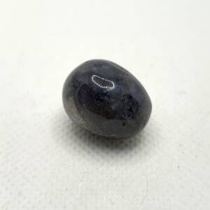 Яйце от камък черен лабрадорит 15Х20