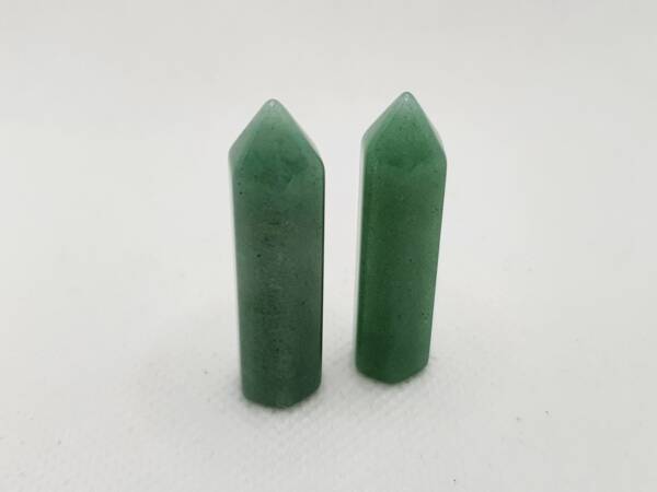 Обелиск от камък зелен авантюрин 30-40 мм