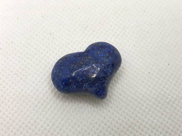 Сърце от камък лазурит 25Х20 мм